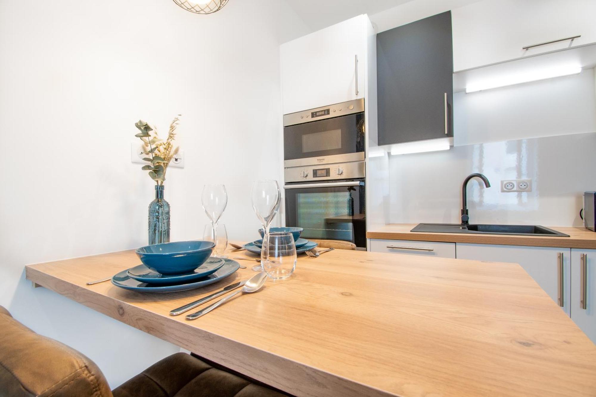 L'Appartement Des Ducs Avec Baignoire Double Nantes Bagian luar foto